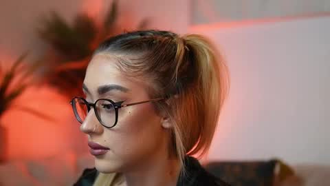  Aileen  online show from March 8, 9:30 pm