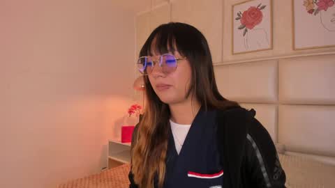 Aily Yozuko online show from April 15, 2:48 am