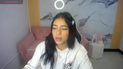 ailyn_ch1 online show from June 16, 1:15 pm