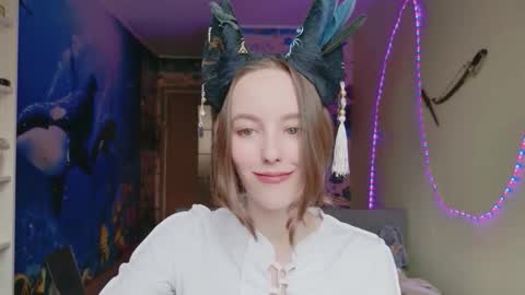 Snapshot of aira_aetheria chatting on September 25, 8:21 am Diva Aira of the Ethereal Fairies online show from September 25, 8:21 am