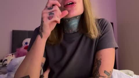 Airgead online show from November 22, 10:40 pm