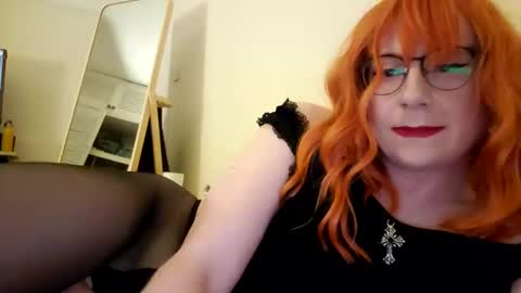 Ais112 online show from December 14, 11:01 pm