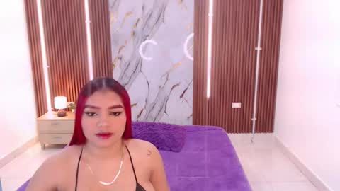 Snapshot of aixa_shaw chatting on October 3, 12:46 pm AIXA  online show from October 3, 12:46 pm