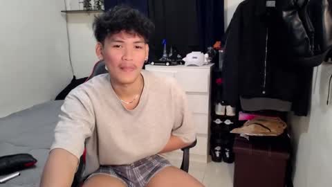 aj_daksxx online show from August 8, 3:55 pm