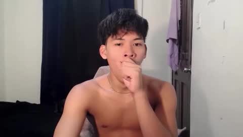 aj_daksxx online show from April 22, 5:47 am