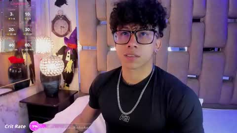 Snapshot of akazaboy chatting on October 30, 4:46 am akazaboy online show from October 30, 4:46 am