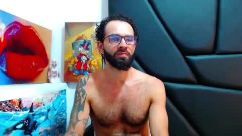 akiles online show from April 23, 12:18 am