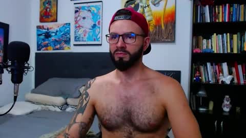 Snapshot of akiles_r chatting on October 10, 11:31 pm akiles online show from October 10, 11:31 pm