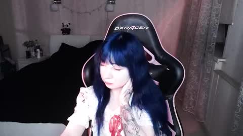 akirahartyx online show from November 30, 4:36 pm