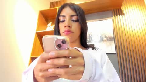 Alahia Rodriguez online show from January 12, 8:16 pm