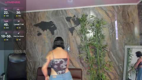 ALAHIA online show from April 4, 5:20 pm