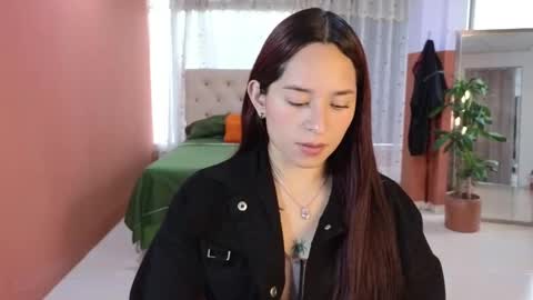 Snapshot of alaia_skater chatting on September 28, 7:01 pm Alaia Skater online show from September 28, 7:01 pm