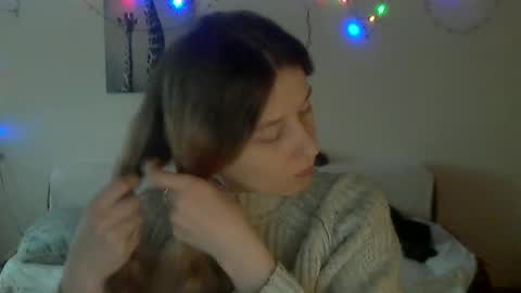 Anna online show from February 11, 8:51 am