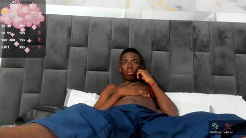 alan_blacke online show from October 9, 8:03 pm