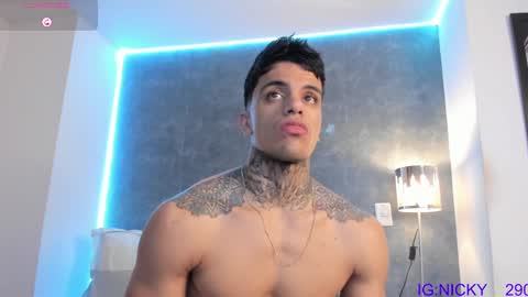 alan_morrys online show from February 22, 6:50 am