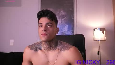 alan_morrys online show from March 24, 12:49 am