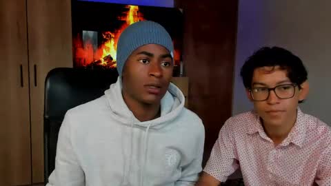 Alan and Criss - WE JUST FRIENDS WITH BENEFITS BOTH VERS online show from June 7, 1:38 pm