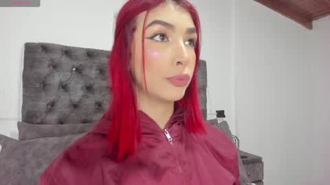 Alana online show from June 22, 1:18 pm