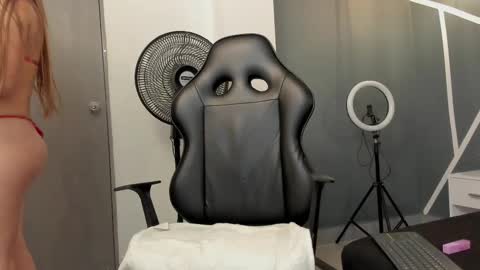 ALANA COX online show from September 10, 1:34 pm