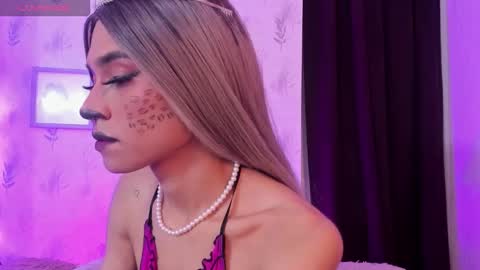 alana madison online show from October 19, 8:46 pm