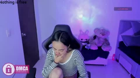 alana_pherson online show from July 10, 6:29 am