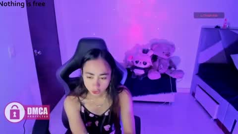 alana_pherson online show from July 21, 3:19 am