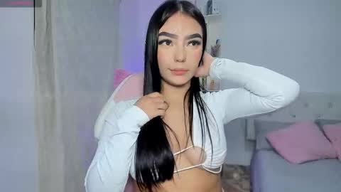 Alana. online show from February 14, 6:05 am