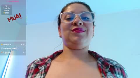 Alana  online show from April 17, 9:50 pm