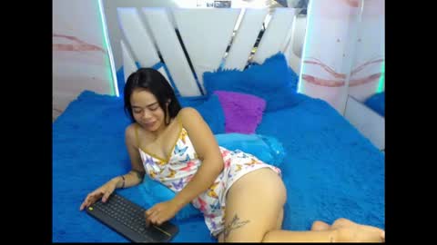 Alanasx online show from February 21, 10:46 pm