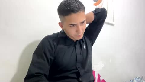 alanj998 online show from October 9, 2:28 am