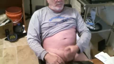 Alanlee10allen online show from December 2, 3:32 pm