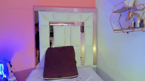 Ana online show from January 12, 8:16 pm