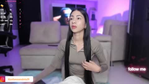    online show from January 7, 10:55 am