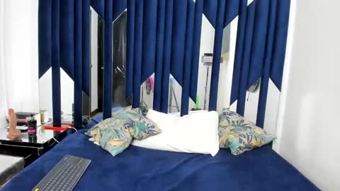 alannaht online show from March 30, 2:17 pm