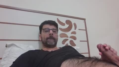 alanpageex online show from December 20, 9:06 pm