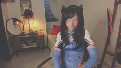 Snapshot of alaskagrace chatting on December 10, 3:51 am Alaska Grace       online show from December 10, 3:51 am