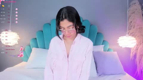 Alassia Hocthner online show from October 21, 11:48 am