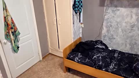 alberthamazierski online show from November 9, 6:10 pm