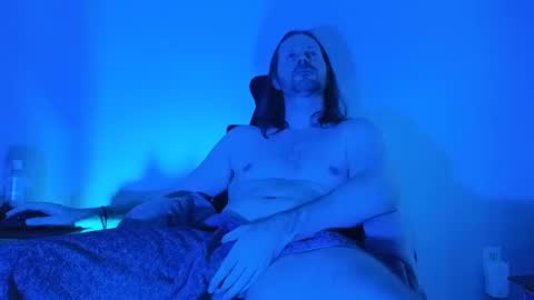 Snapshot of albinoadonis chatting on October 1, 9:57 pm albinoadonis online show from October 1, 9:57 pm