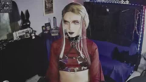 Mistic witch online show from February 17, 4:00 am