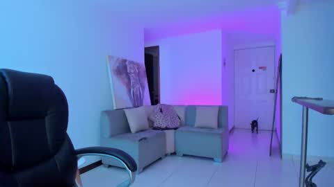 Alejandra Arango online show from February 10, 7:39 pm