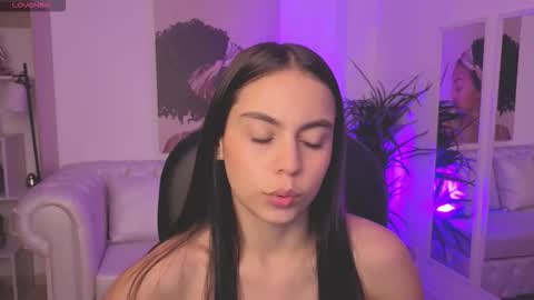 Alejandra online show from March 12, 11:58 am