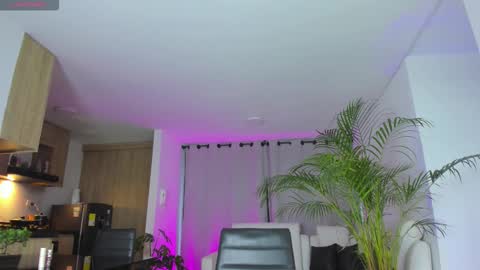 A L E J A N D R A online show from October 12, 11:03 am