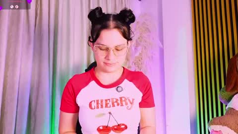 CUTE ALEJA online show from June 4, 11:00 pm