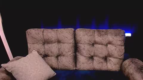 Aleja Harker  online show from December 15, 2:18 am