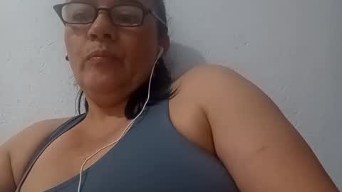 alejakin online show from November 18, 11:26 pm