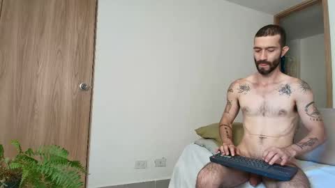 Alejandro Hernndez online show from May 24, 3:51 pm