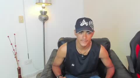 Alejandro williams online show from June 25, 8:58 pm