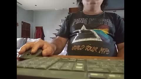 Snapshot of alejito16 chatting on October 6, 10:44 am alejito16 online show from October 6, 10:44 am