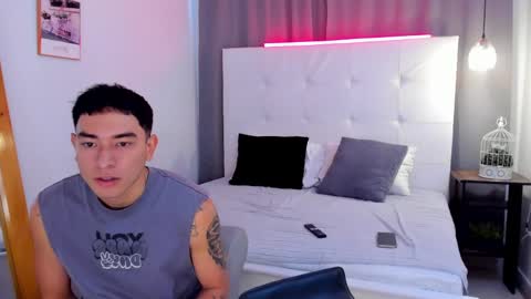 alejo_exotic online show from May 7, 1:40 pm